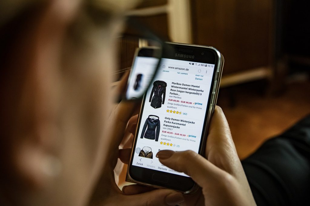 Mobile Commerce Is About to Conquer the Ecommerce Mainland Within Months